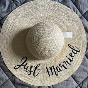Just married sun hat
